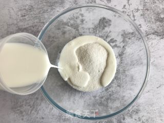 红枣大米蒸糕的做法步骤：2