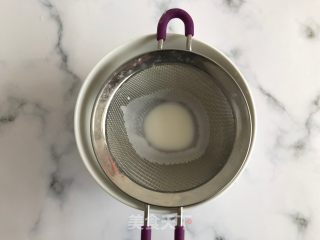 草莓夹心梦龙的做法步骤：2