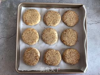 麻酱烧饼的做法步骤：10