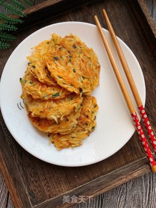 土豆丝饼的做法步骤：15