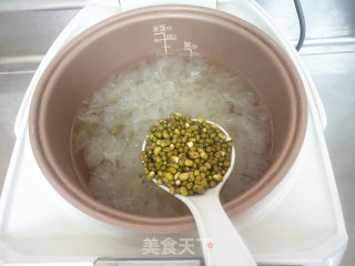 百合绿豆银耳羹的做法步骤：6