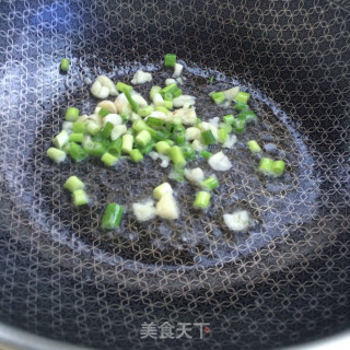 爆炒油麦菜的做法步骤：4