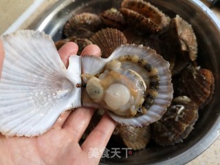 蒜蓉蒸扇贝的做法步骤：1