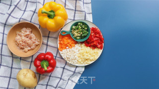 荤素搭配-五彩鸡米，宝宝无法抗拒的高颜值美食的做法步骤：1