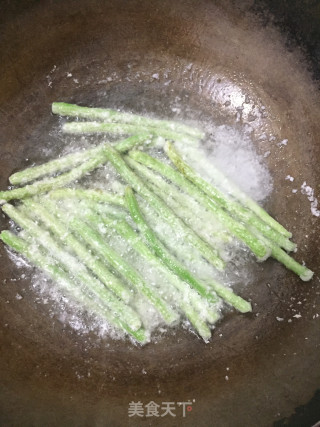 椒盐豆角的做法步骤：6
