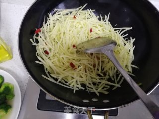 酸辣土豆丝的做法步骤：5