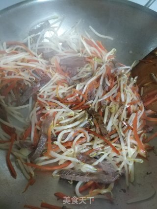 牛肉杂粮卷饼的做法步骤：13