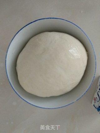 梅菜扣肉包子的做法步骤：3