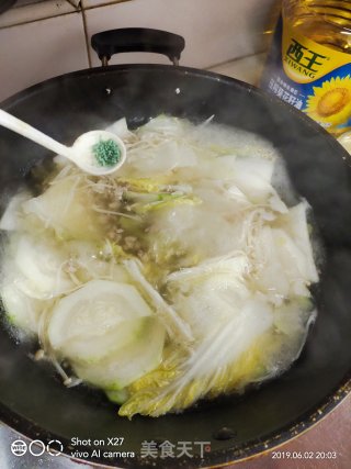 娃娃菜冬瓜金针菇汤的做法步骤：4