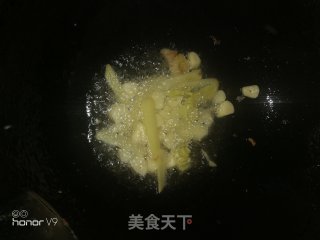 泡菜炒猪肚的做法步骤：4