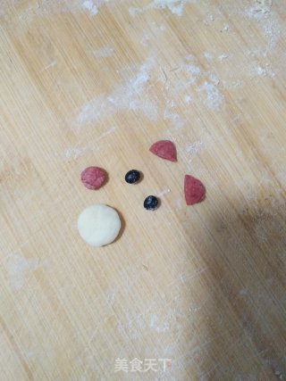 卡通小熊汤圆的做法步骤：2