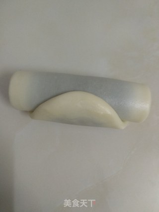 抹茶蛋黄酥的做法步骤：9