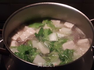 鸭架白菜豆腐汤的做法步骤：7