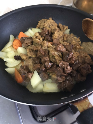 牛肉酥锅的做法步骤：2