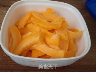 豆沙馅南瓜饼的做法步骤：2