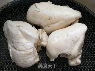 减脂增肌小零食——炒鸡丝的做法步骤：3