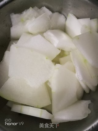 虾仁冬瓜汤的做法步骤：1