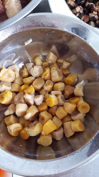 咸蛋黄肉粽的做法步骤：7