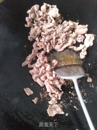 香菇炒牛柳的做法步骤：7