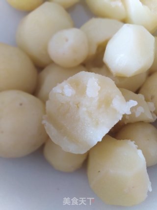 土豆的多种吃法：土豆丸、薯条的做法步骤：5