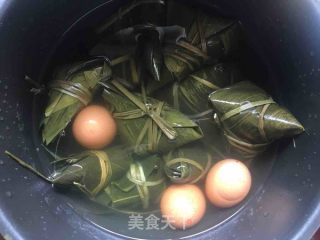 抹茶红豆粽的做法步骤：10