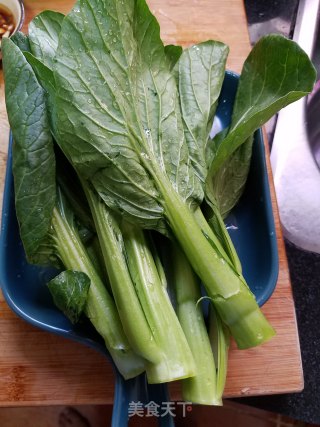 盐水菜心的做法步骤：2