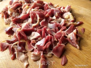 辣炒鸡胗的做法步骤：4