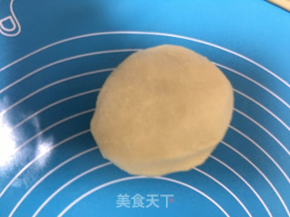 奶香桃花酥的做法步骤：3