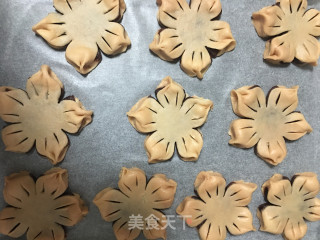 奶香桃花酥的做法步骤：21