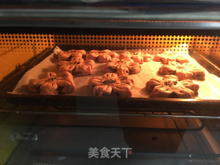 奶香桃花酥的做法步骤：22