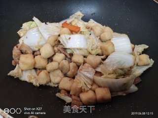 油豆腐焖大白菜的做法步骤：7