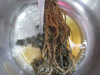 梅干菜鲜肉糯米粽的做法步骤：4