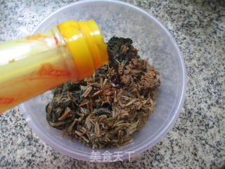 梅干菜鲜肉糯米粽的做法步骤：6