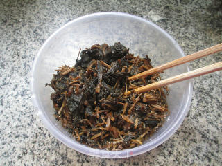 梅干菜鲜肉糯米粽的做法步骤：8