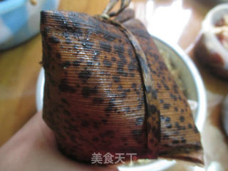 梅干菜鲜肉糯米粽的做法步骤：15