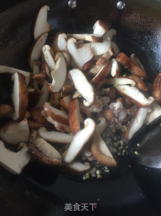 肉末香菇的做法步骤：2