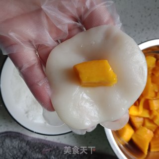 芒果糯米糍的做法步骤：5