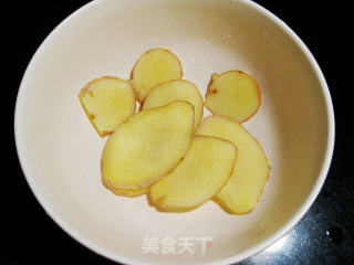 香葱炒蘑菇的做法步骤：1