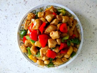 彩椒炒鸡丁的做法步骤：9