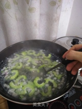 肥肉苦瓜汤的做法步骤：9