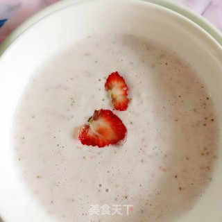 草莓奶昔的做法步骤：4