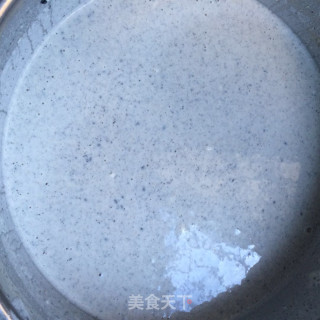 黑芝麻煎饼的做法步骤：2
