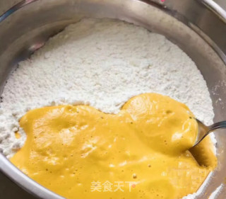 香蕉馒头的做法步骤：1
