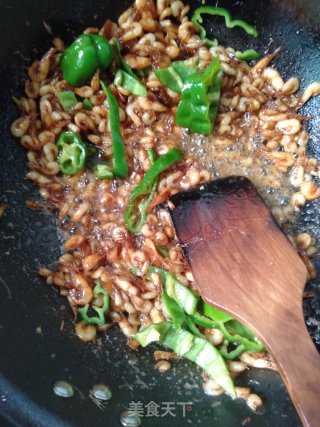 韭菜炒小河虾的做法步骤：8