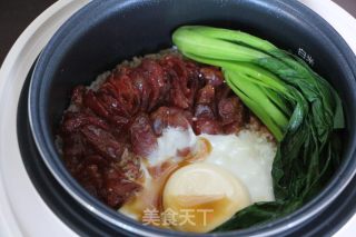 电饭煲腊肠焖饭的做法步骤：10