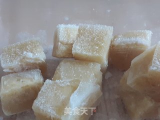 韩式简易大酱汤的做法步骤：1