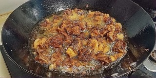 什铞干锅牛肉的做法步骤：13