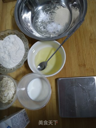 芝麻苏打饼干的做法步骤：1