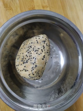 芝麻苏打饼干的做法步骤：3