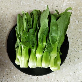 香菇菜心的做法步骤：1